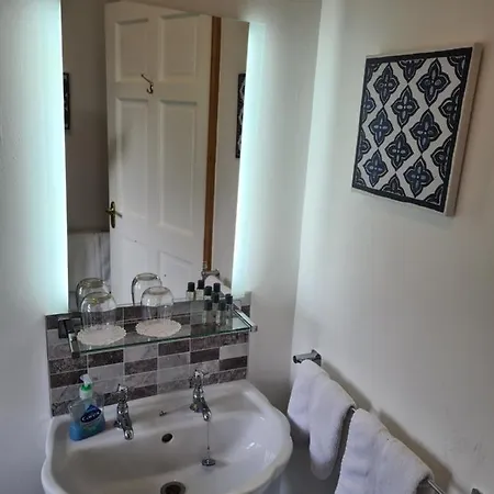 Ely House ベッド・アンド・ブレックファスト 3*