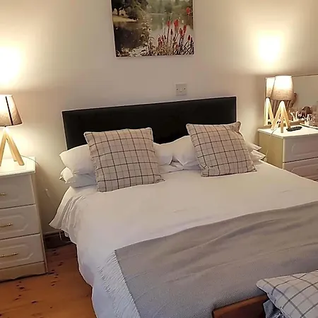 Ely House 3* Shannonbridge