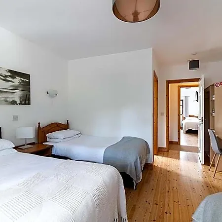 Ely House 3*