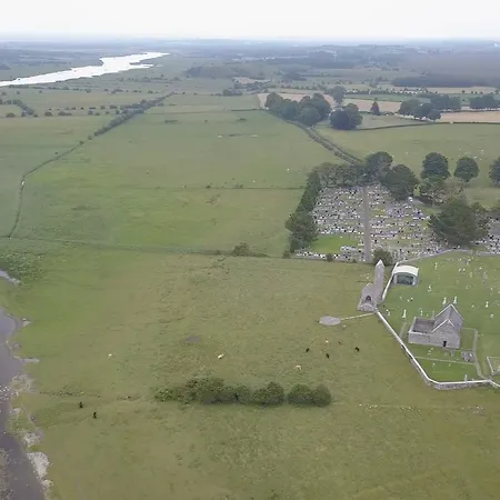 Ely House Bed and Breakfast 3*