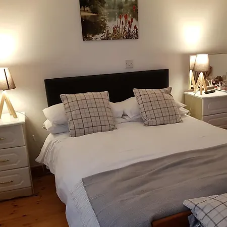 Bed & Breakfast Ely House Shannonbridge